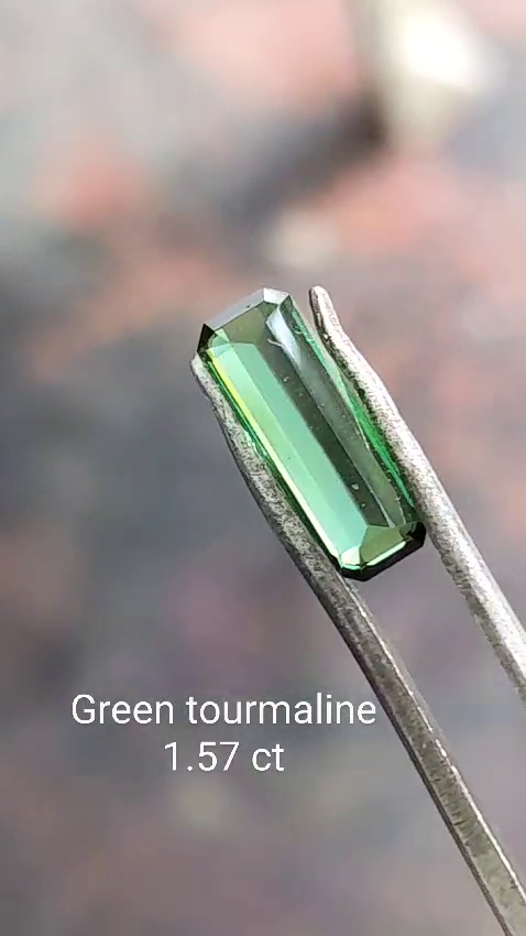 green tourmaline gemstone 1.57 ct natural gems Ceylon srilanka for ring or jewelry - Image 3